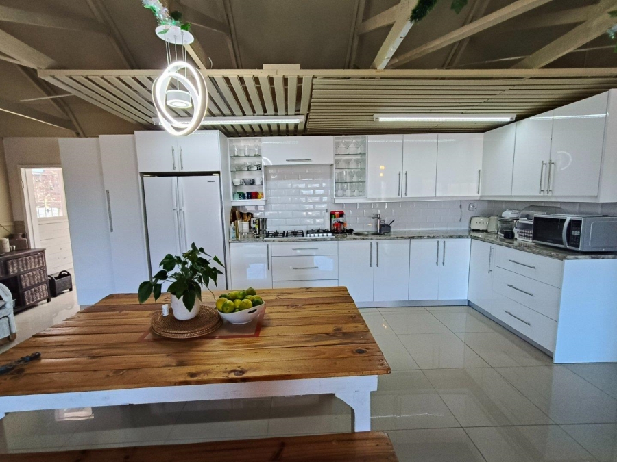 3 Bedroom Property for Sale in Wavecrest Eastern Cape